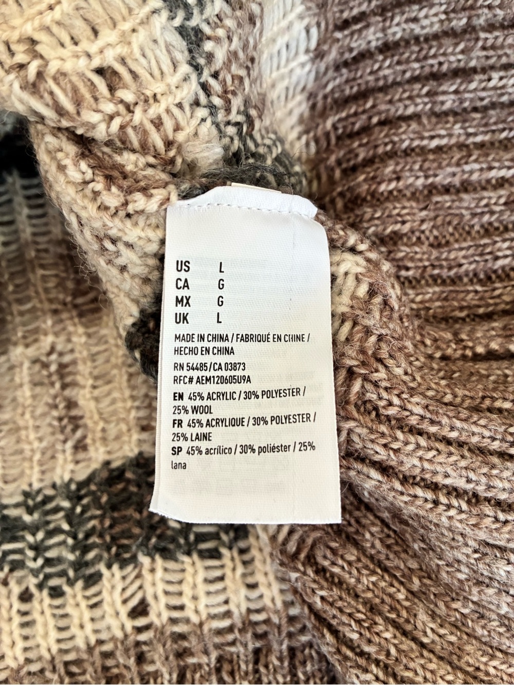 American Eagle Outfitters Southwestern Aztec Pattern Crewneck Sweater - Picture 6 of 7